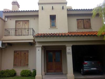 Casas Venta Santiago Del Estero TAGLIAVINI INMOBILIARIA VENDE CASA - B CABILDO - CASTIGLIONE N 861 - S.D.E.