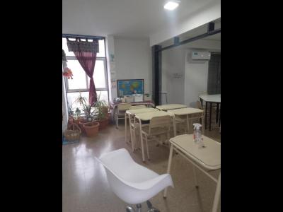 Varios  VENDO MOBILIARIO PARA ESCUELA, INSTITUTO O SALN