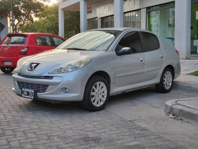 Autos Venta Santiago Del Estero 2010 Peugeot 207 compact xt 1.6