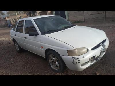 Autos Venta Santiago Del Estero Vendo Ford escort 2003 con carro