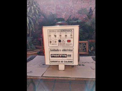 Varios Herramientas VENDO MAQUINA SOLDADORA MORRIS