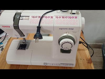 Varios Hogar, Muebles y Jardin M�quina de coser familiar recta