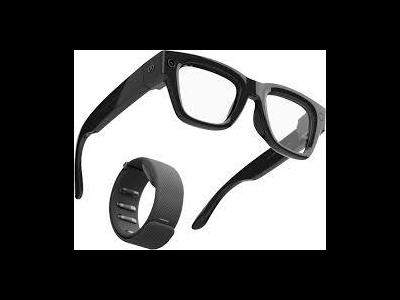 Varios Electronica  Ray-Ban Meta Display and Neural Band AI glasses