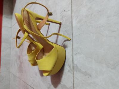 Varios Moda y Belleza Sandalia plataforma y taco aguja